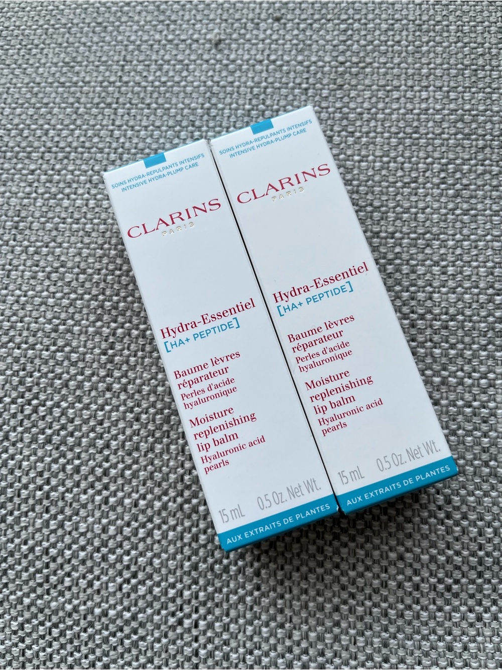 2/39$ Clarins Hydra-Essentiel Moisture Replenishing Lip Balm